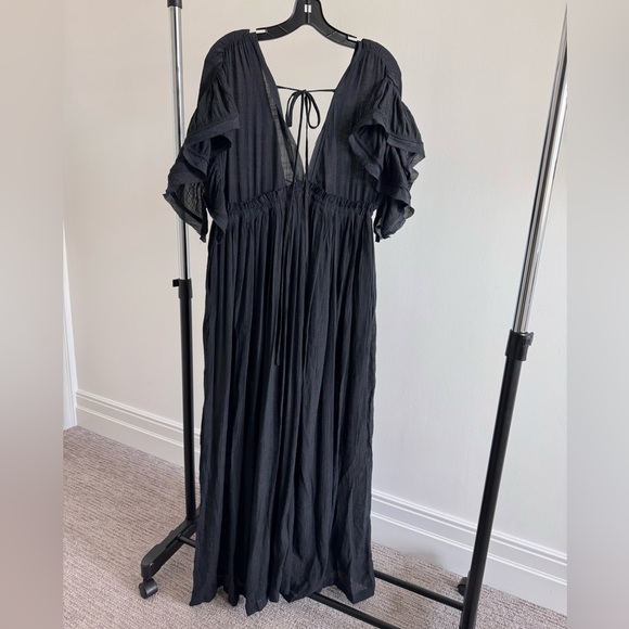 Flawless Black Crepe Maxi Dress - Picture 6 of 9